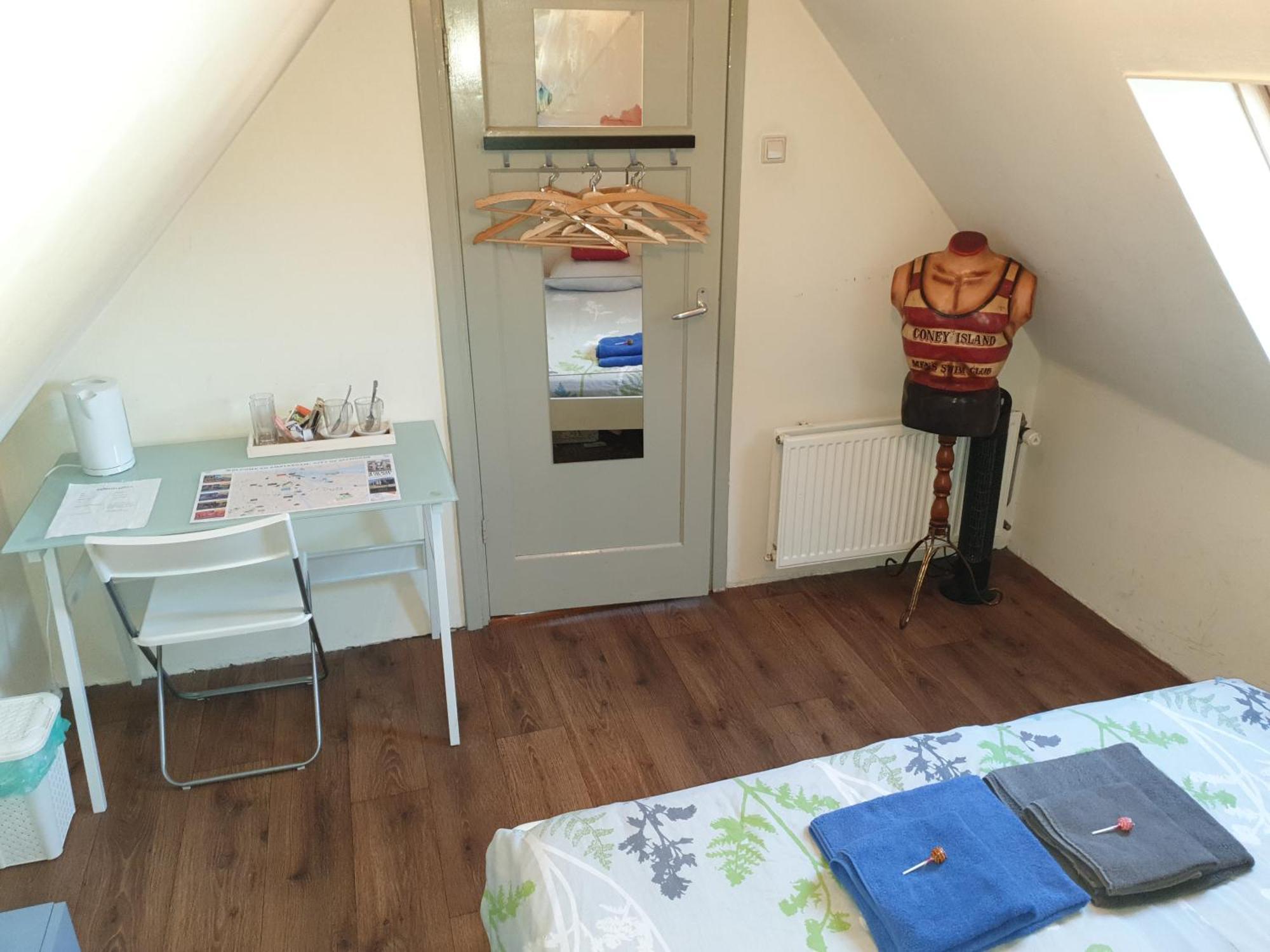 Bed & Bye Schiphol Apartment Badhoevedorp Bilik gambar